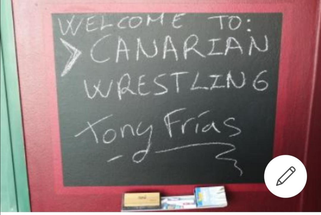 Tony Frias - Canarian Wrestling La Laguna  Exterior photo